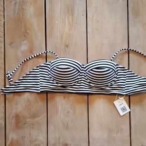 《Cupshe》striped bikini top
